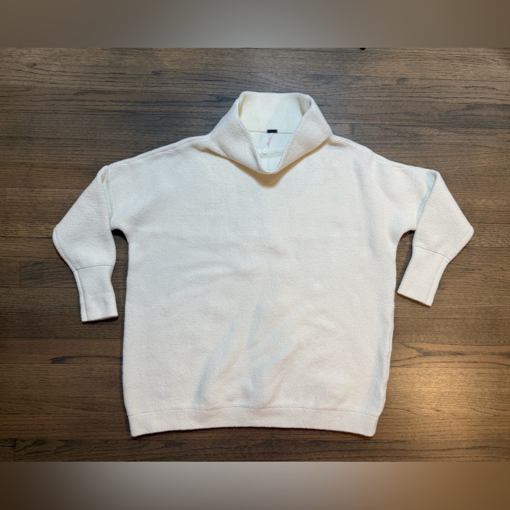 Free People Ottoman Slouchy Tunic Sweater-Cream-Size Medium
